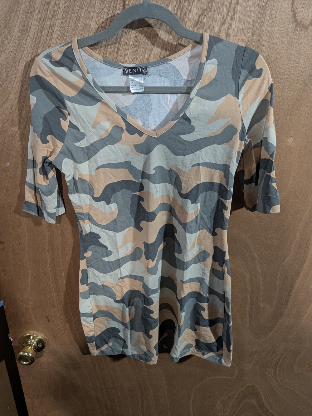 VENUS Tan & Green Camo V-Neck Tunic